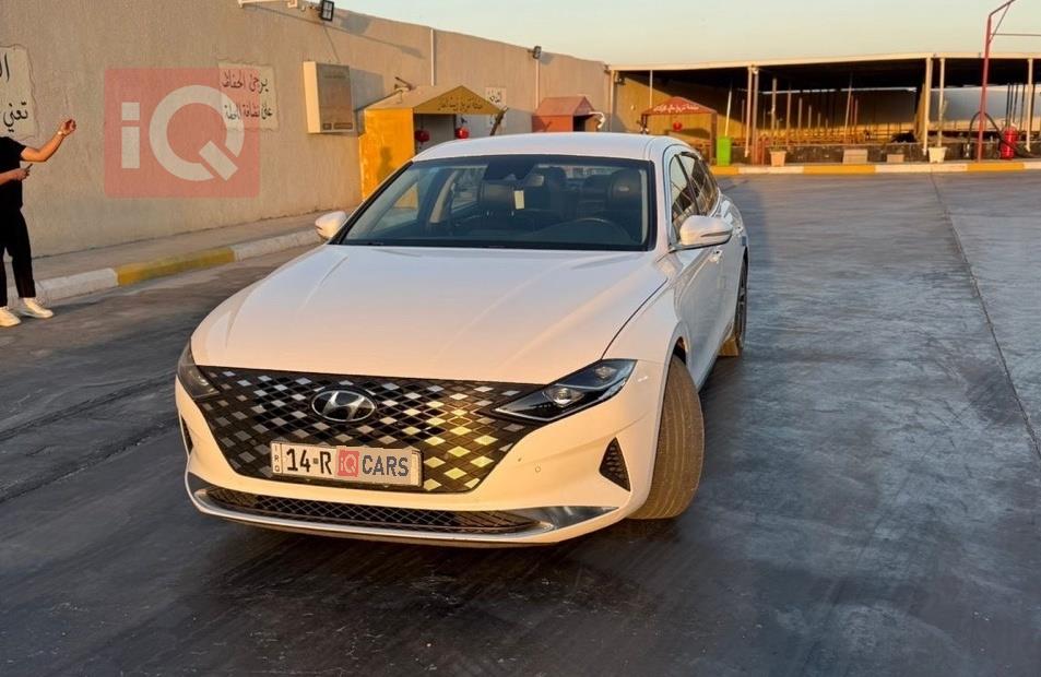 هيونداي أزيرا